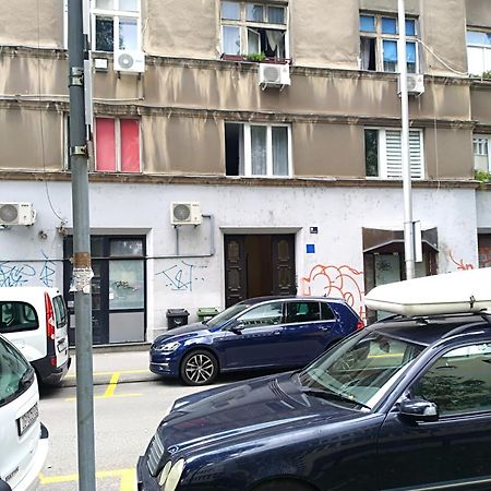 Mely Apartment In The City Center 萨格勒布 外观 照片